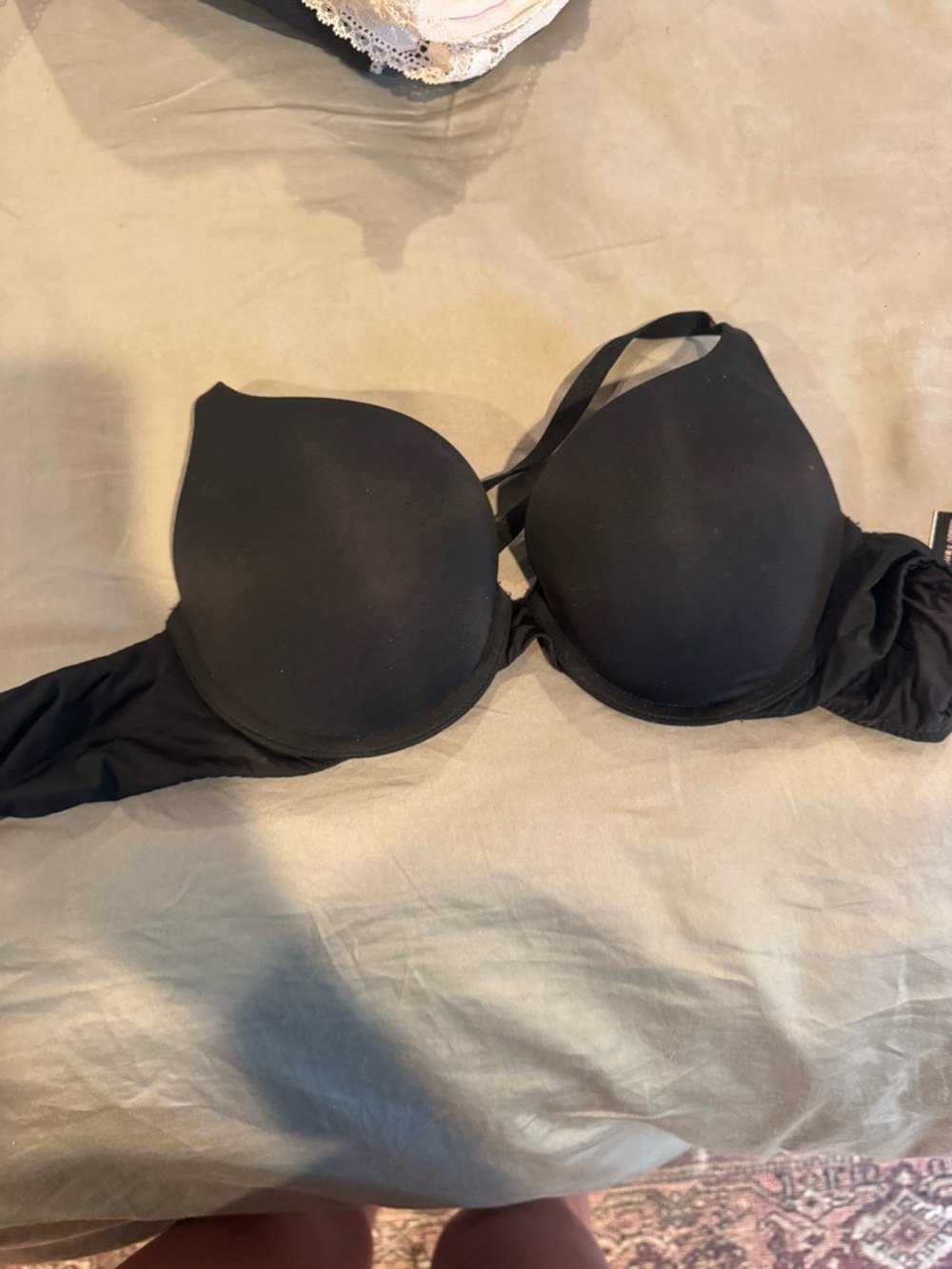 Victoria's Secret Black Molded T-Shirt Bra